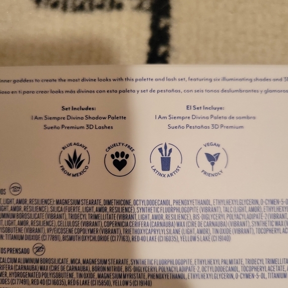 ⭐️40% Off⭐️ Treslūce I Am Siempre Divina Palette and 3D Lash Set - Picture 10 of 10